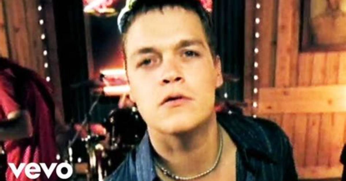 3 Doors Down Net Worth - How Much Does 3 Doors Down Make?