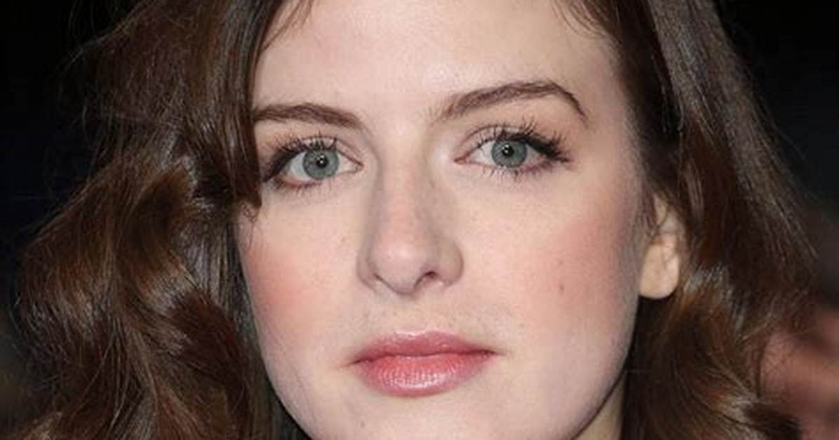 Aisling Loftus | Bio, Age, Net Worth, Relationship, Career
