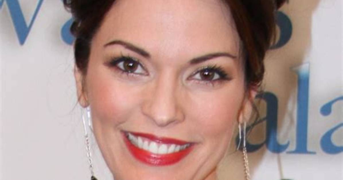 Alana De La Garza Net Worth
