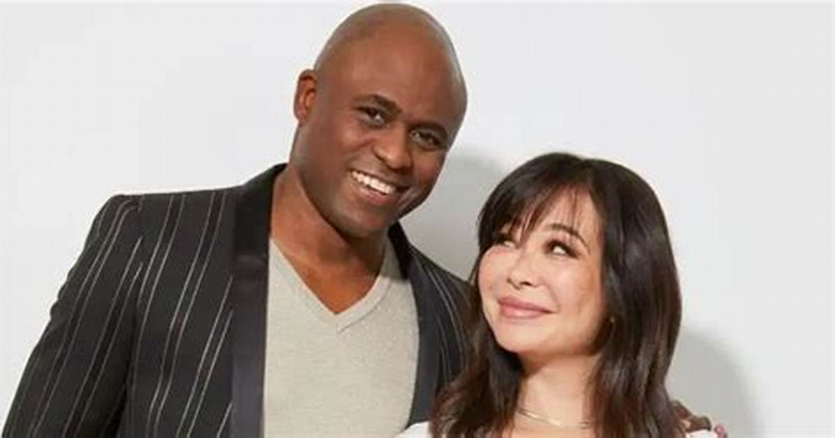 All About Mandie Taketa | Net Worth, Relationship, Career