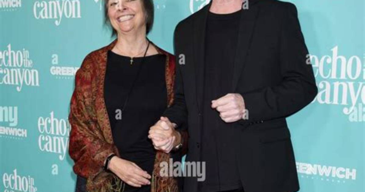 All About Roger Mcguinn and Camilla Mcguinn Married Life