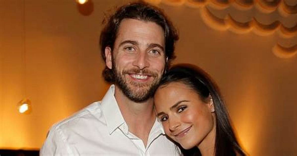 Andrew Form Net Worth – Is He as Rich as His Wife Jordana Brewster?