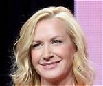 Angela Kinsey Net Worth – How Much Is Angela Kinsey Worth?