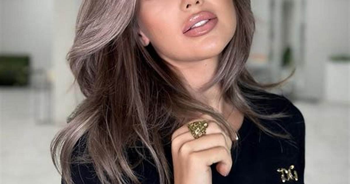 Angelina Nicolle | Bio, Age, Net Worth, Relationship, Career