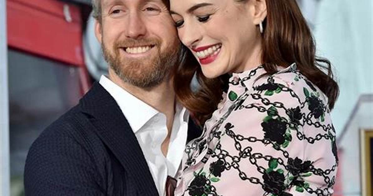 Anne Hathaway Husband Adam Shulman Bio: Age, Height, Net Worth