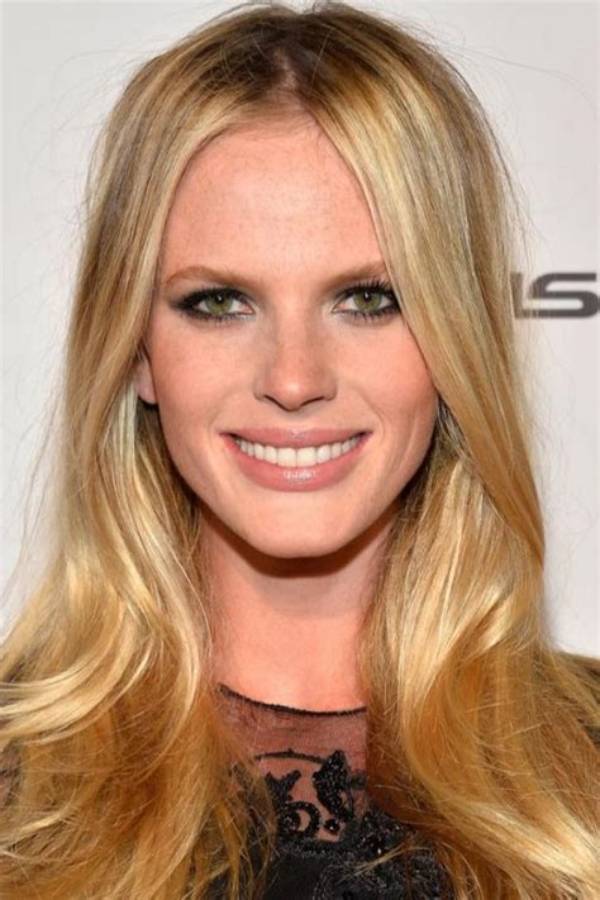 Anne Vyalitsyna
