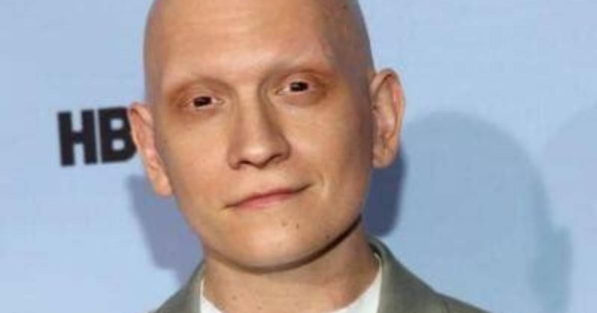 Anthony Carrigan Bio, Wiki, Age, Wife, Bill & Ted, Gotham, Barry, and Net Worth