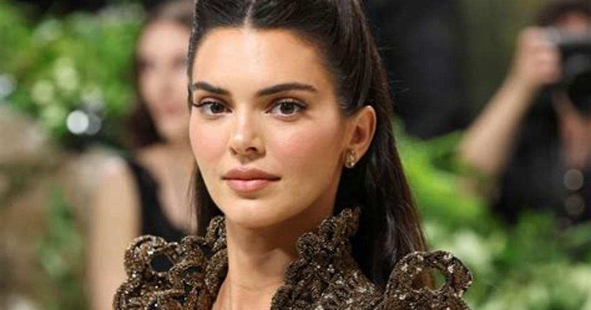 Anxiety Might Have Kept Kendall Jenner from Walking in New York Fashion Week