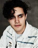 Aria Shahghasemi’s Bio: Age, Ethnicity, Parents, Relationship