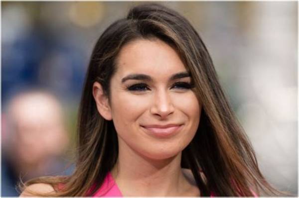 Ashley Iaconetti Net Worth