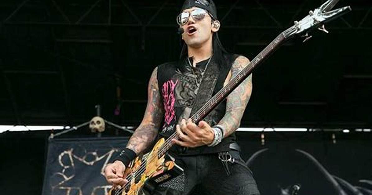 Ashley Purdy Bio: Age, Height, Girlfriend, Why Did He Leave Bvb?