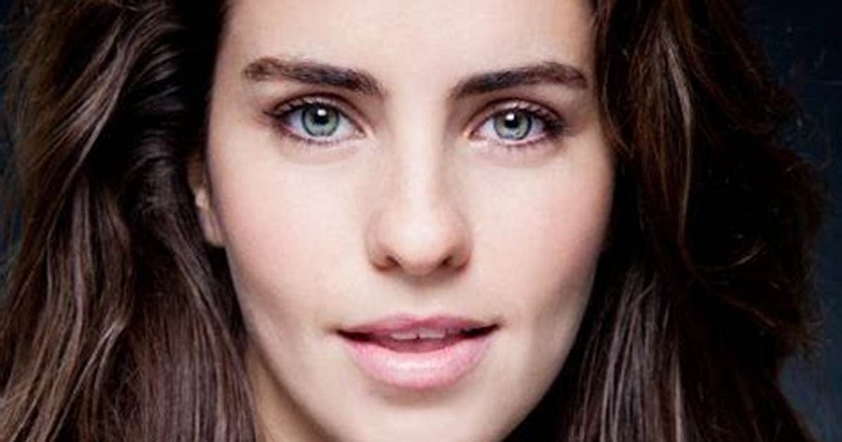Asli Tandogan – Biography, Facts & Life Story