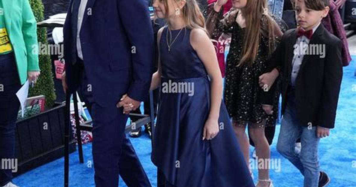 Ava Berlin Renner | Bio, Parents and Career