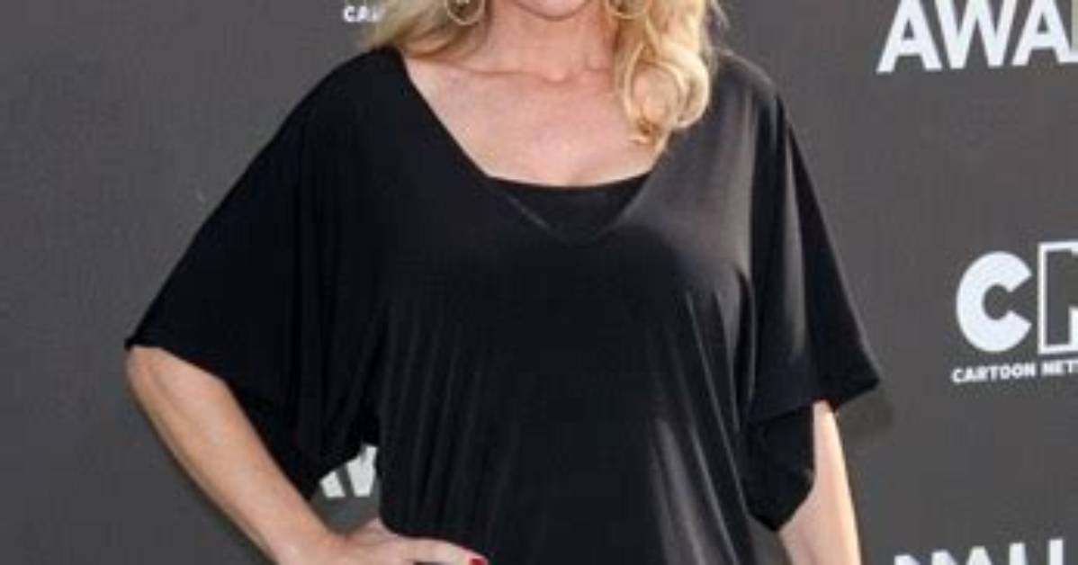 Barbara Alyn Woods Height