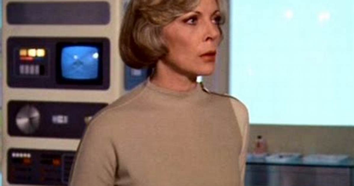 Barbara Bain Height