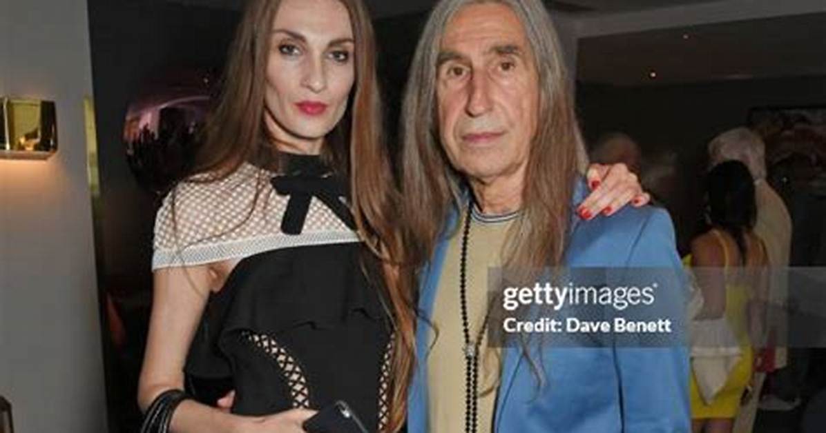 Barrington De La Roche Net Worth