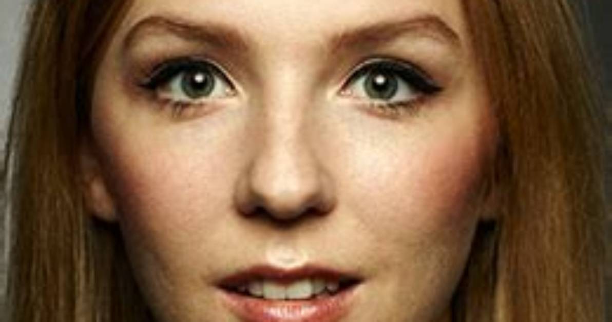 Beattie Edmondson Net Worth