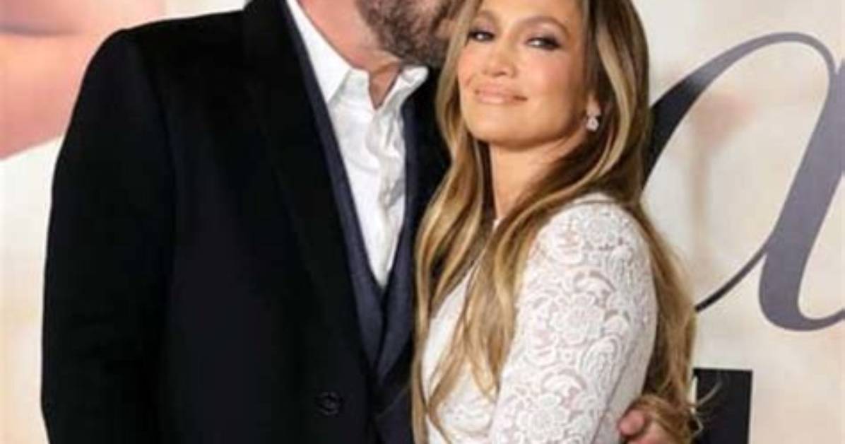 Ben Affleck Protects Jennifer Lopez, Pushes Back Overzealous Fan Who Forcefully Wanted Selfie with Singer