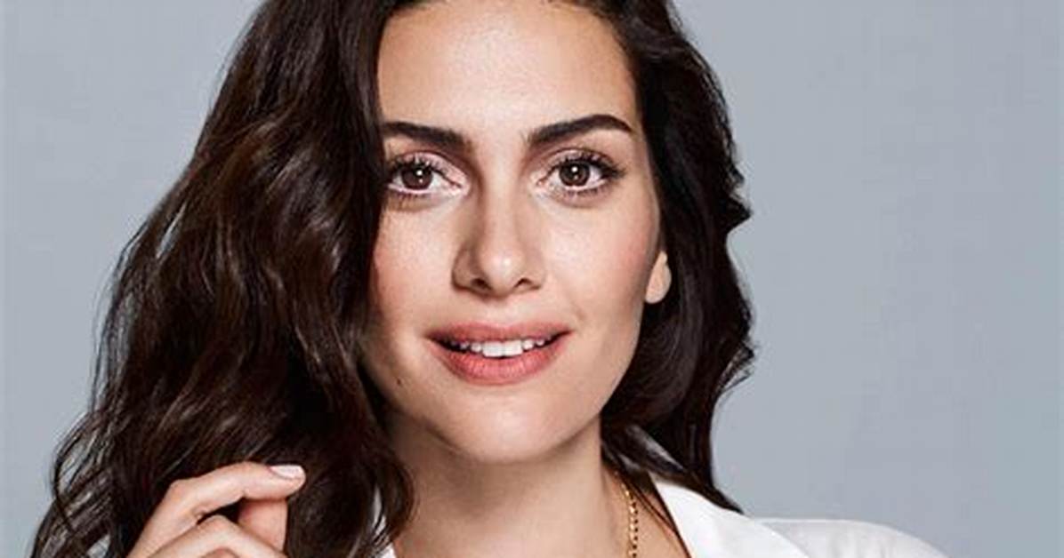 Berguzar Korel – Biography, Facts & Life Story