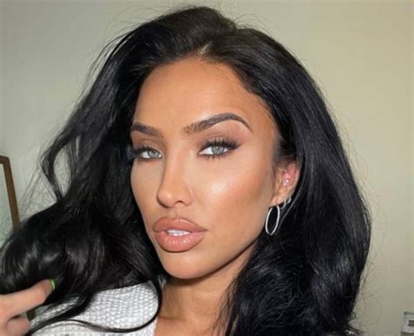 Bre Tiesi's Biography: Age, Net Worth, Ex-Husband, and Ethnicity
