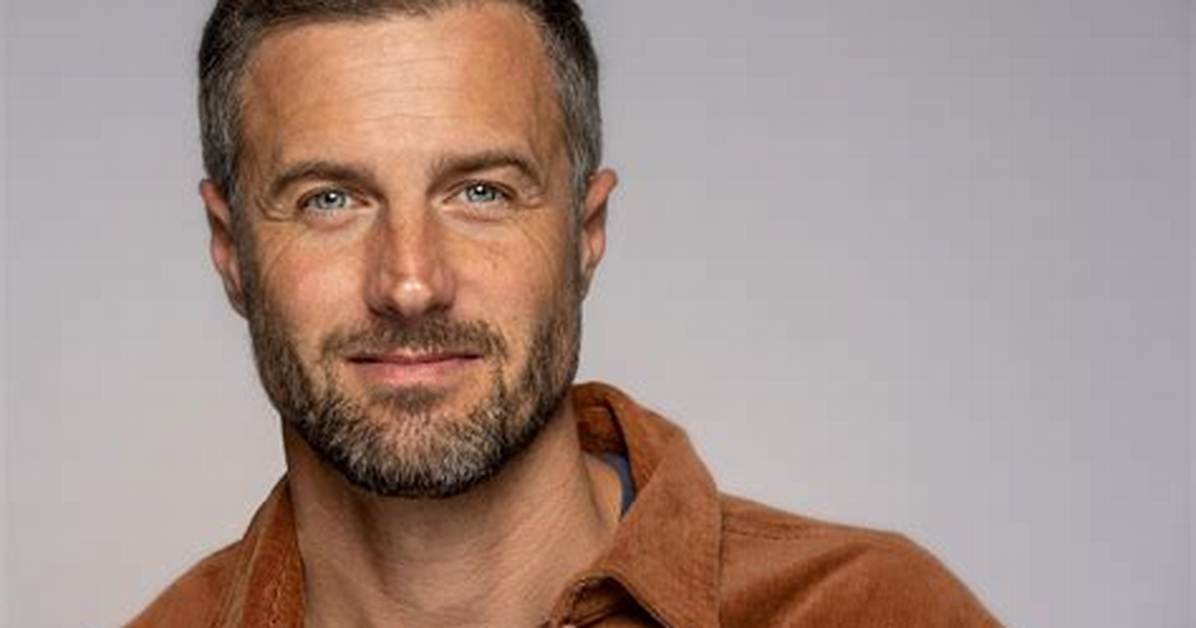 Brendan Penny, a Canadian Actor, Conceals the Identity of His Wife and Children