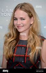 Britt Robertson