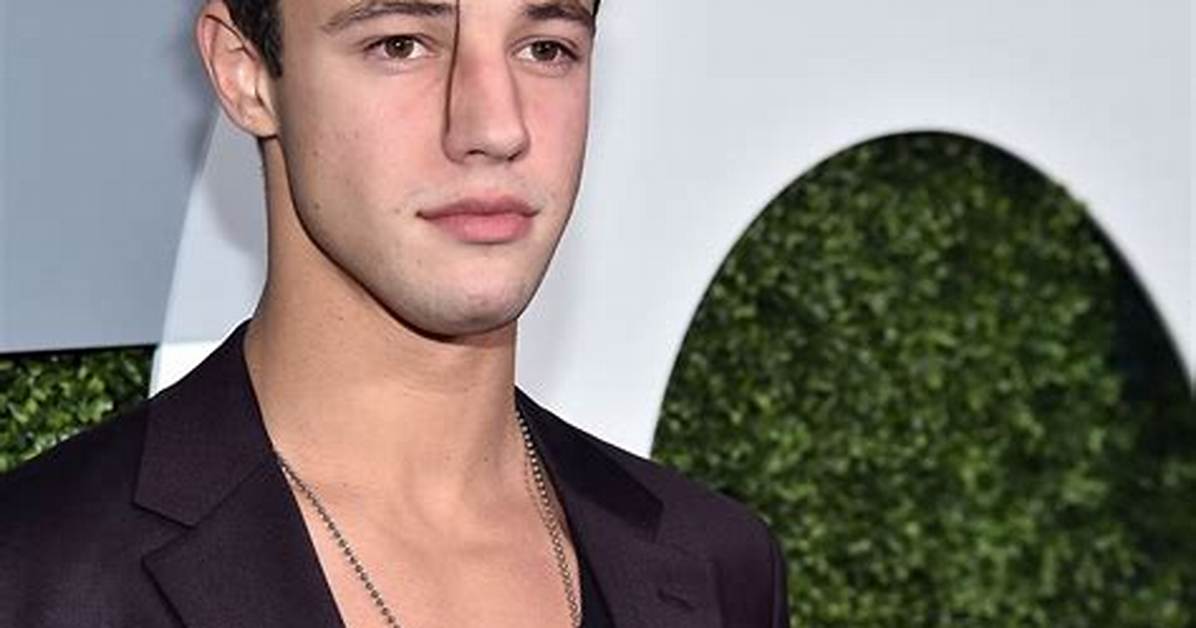Cameron Dallas Net Worth