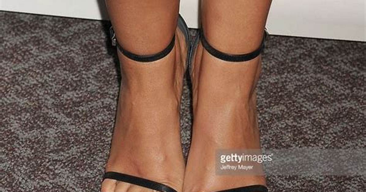 Capri Lmonde Feet (8 Photos) Sexy Feets