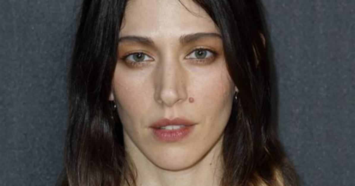 Caroline Polachek Net Worth - How Much Does Caroline Polachek Make?