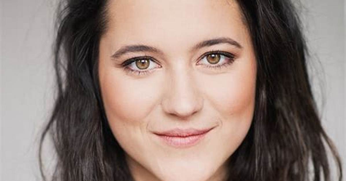 Catherine Brunet: Canadian Actress Age, Biography, Wiki, Career, Net Worth, Family, Movies, Series and Boyfriend