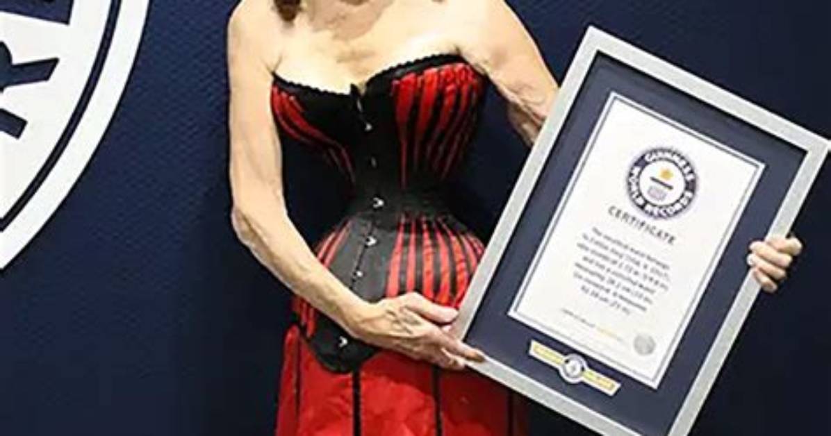 Cathie Jung - the Woman with the World’s Smallest Waist