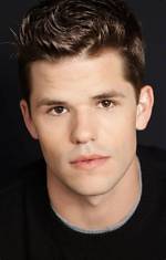Charlie Carver – Biography, Facts & Life Story
