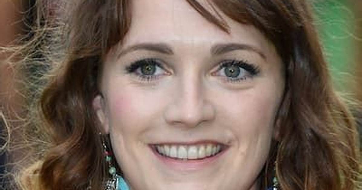 Charlotte Ritchie Bio, Wiki, Age, Height, Husband, Movies, Grantchester, and Net Worth