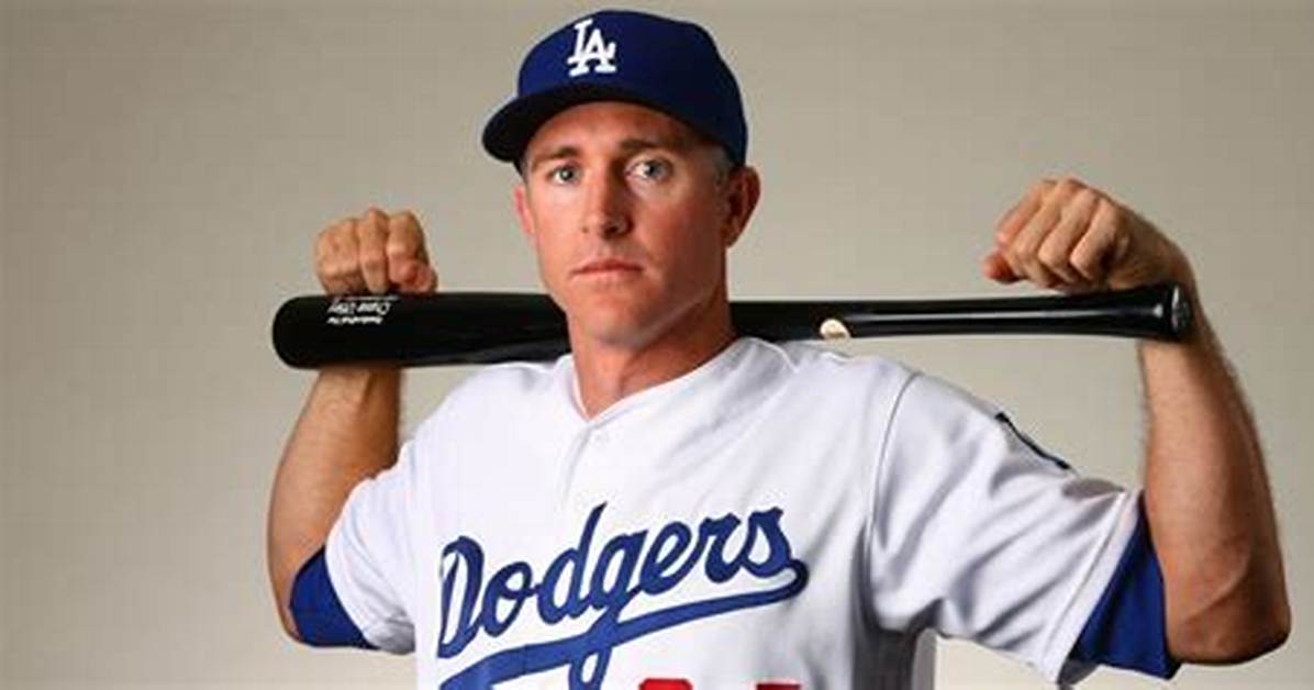 Chase Utley Net Worth, Wiki, Early Life, Education, Career, Awards, Relationship Status, Body Measurements, Social Media