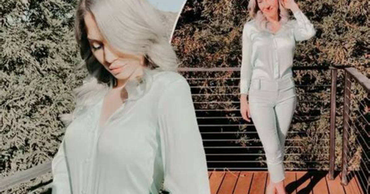 Check out Whitney Cummings' Awesome New Hair Color