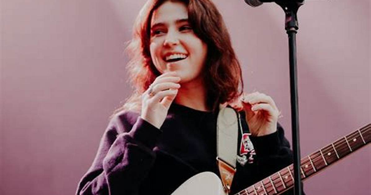 Clairo’s Proving the 'Industry Plant' Accusations She Received When 20 Wrong