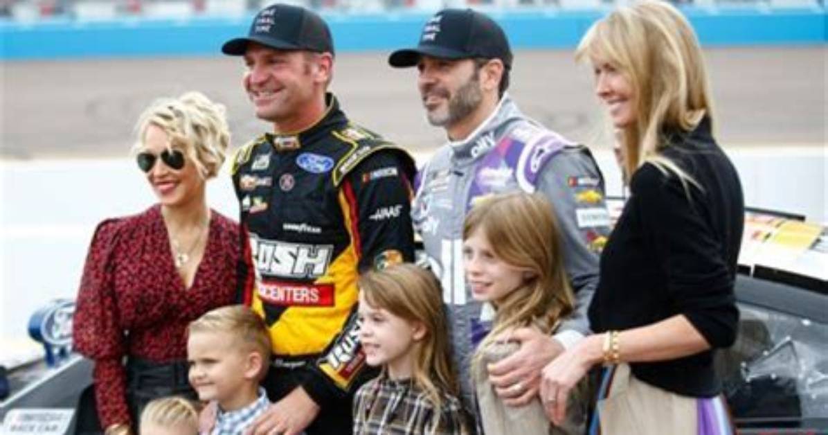 Clint Bowyer- Wiki, Age, Wife, Net Worth, Height, Ethnicity