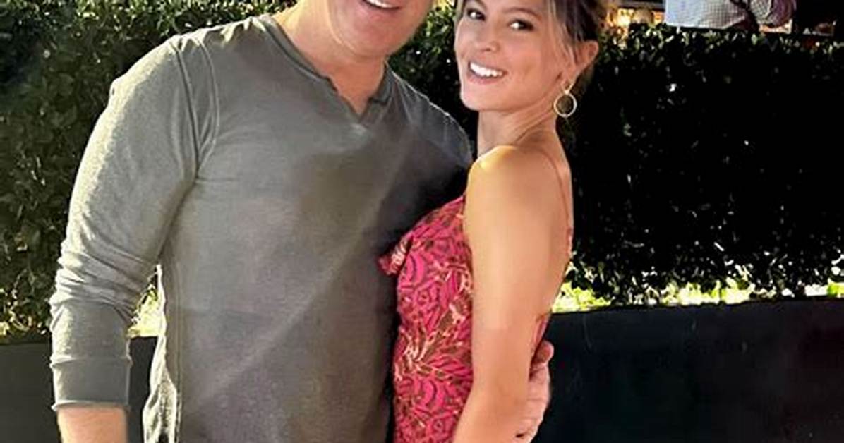 Dane Cook and Kelsi Taylor Are Engaged After 5 Year's Together