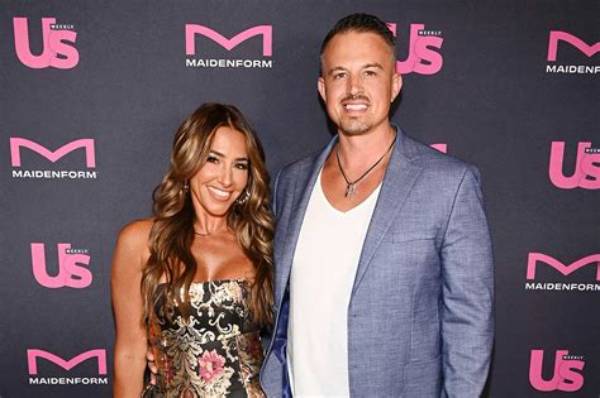 Danielle Cabral – Who Is the Husband of Businesswoman Danielle? Age, Bio, Wiki, Career, Net Worth, Family & Facts