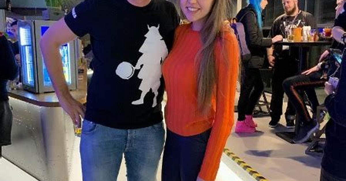 Danucd – Twitch Streamer, Music Producer | How Tall Is She? Wiki, Age, Height, Net Worth, Relationship, Ethnicity, Career