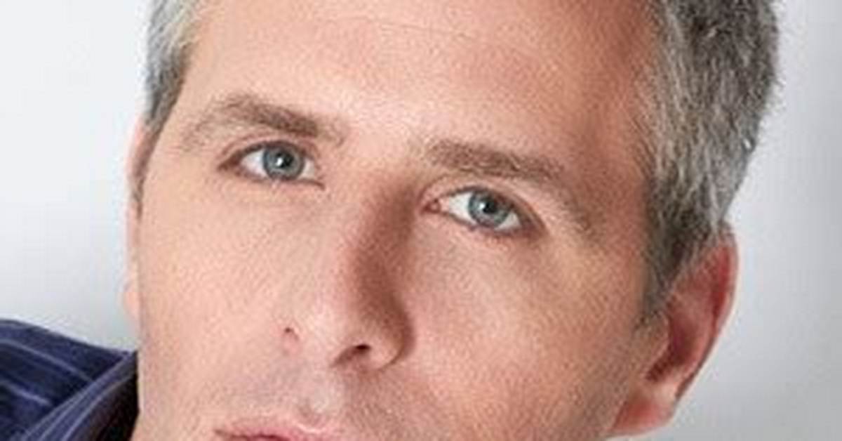 David Sirota the Guardian, Bio, Wiki, Age, Height, Family, Husband, Books, Movies, Goldbergs, Salary, and Net Worth
