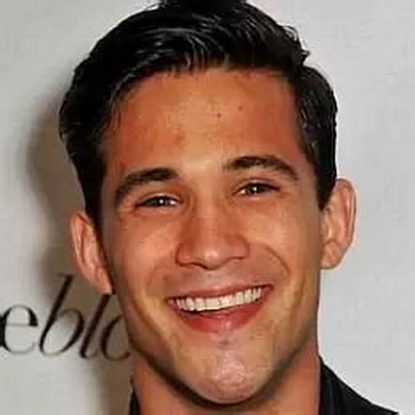 Dez Duron Net Worth