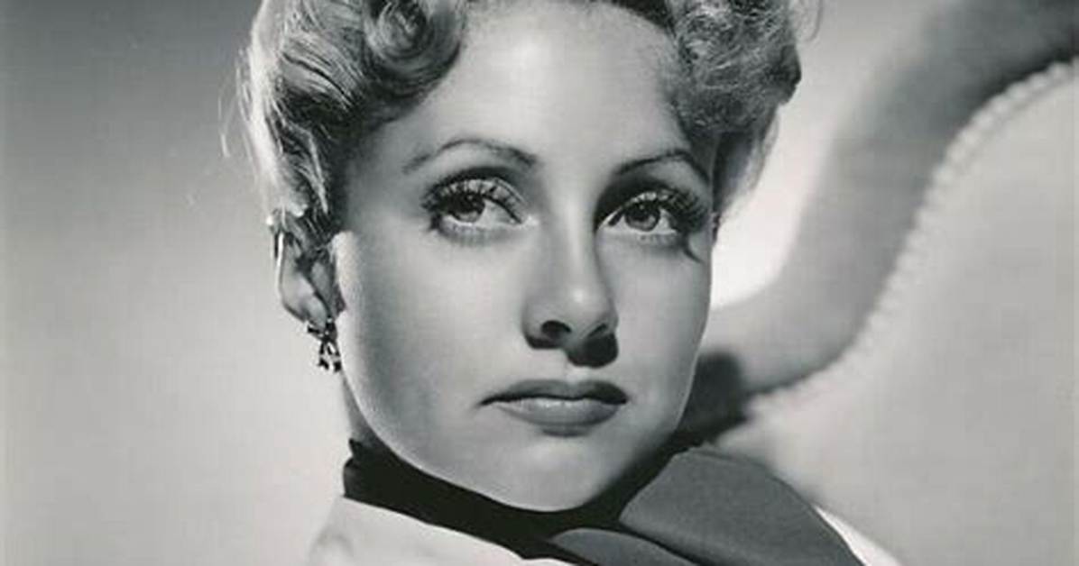 Diana Lewis