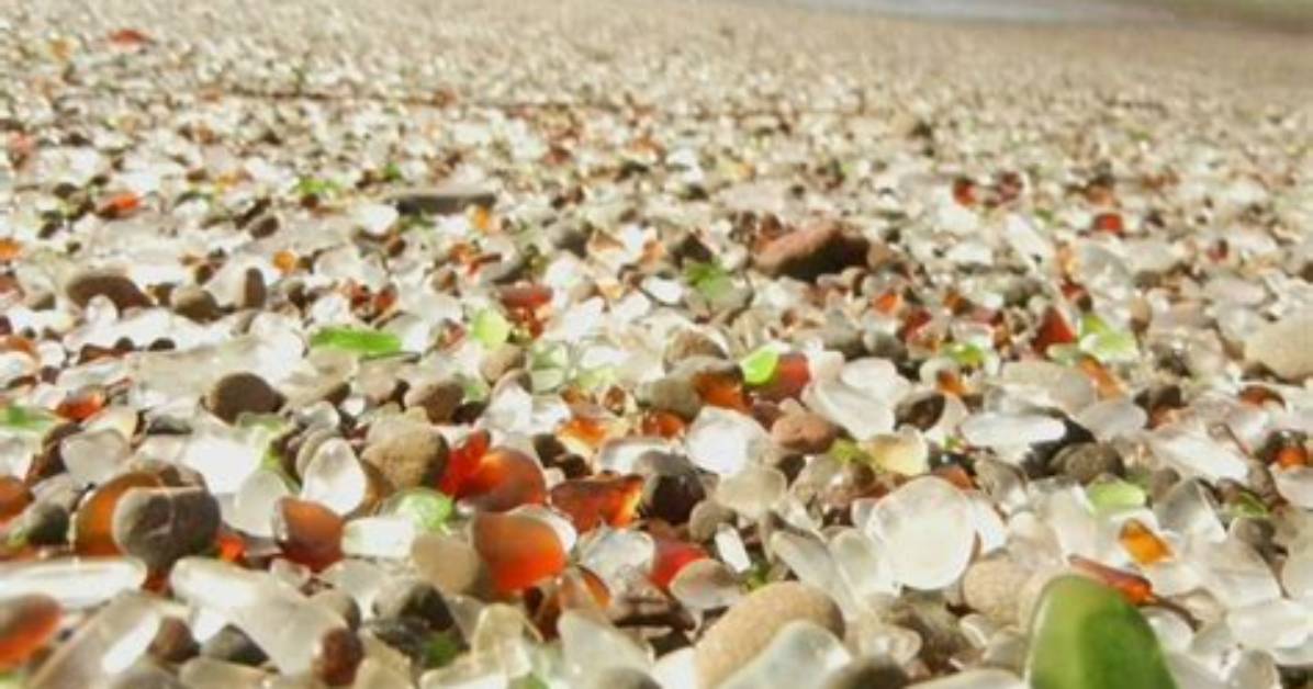 Discover Best Glass Beaches in the U. S. to Visit in 2024