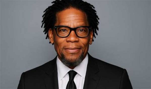 Dl Hughley Net Worth