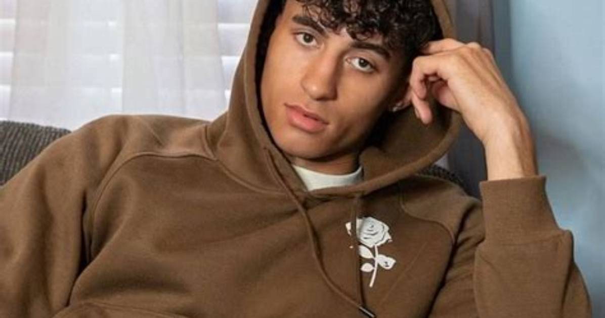 Does Isaac Francis Have Girlfriend?