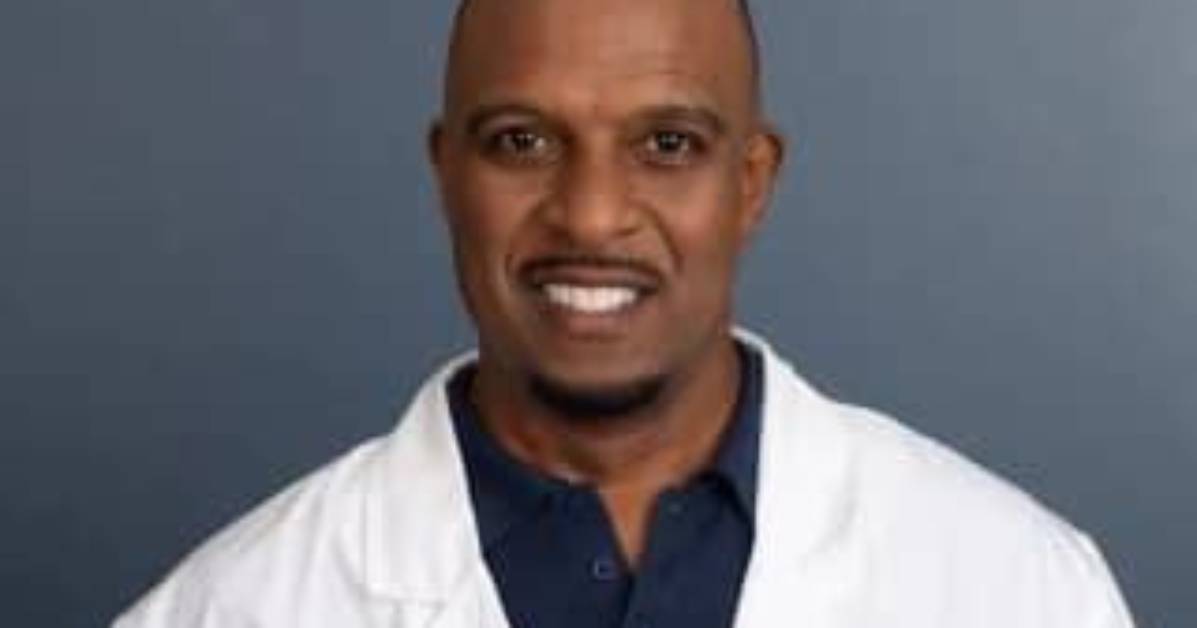 Dr. Scott Metcalfe