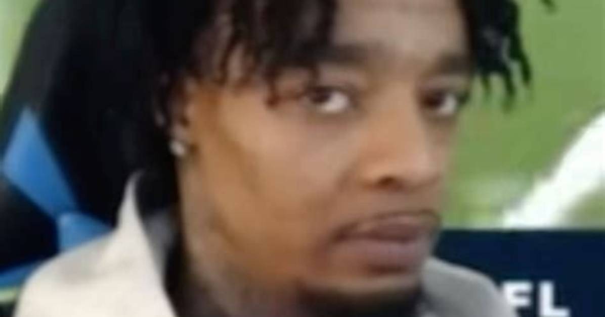 Dreadlocks & Face Twitter Reaction