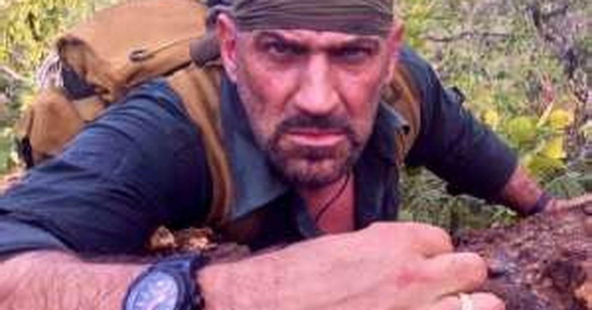 Dual Survival E. J Snyder Wiki/Bio, Wife, Kids, Net Worth.