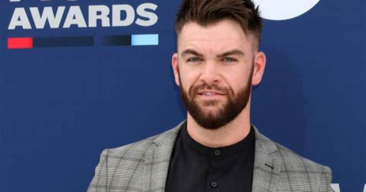 Dylan Scott Net Worth - How Much Does Dylan Scott Make?